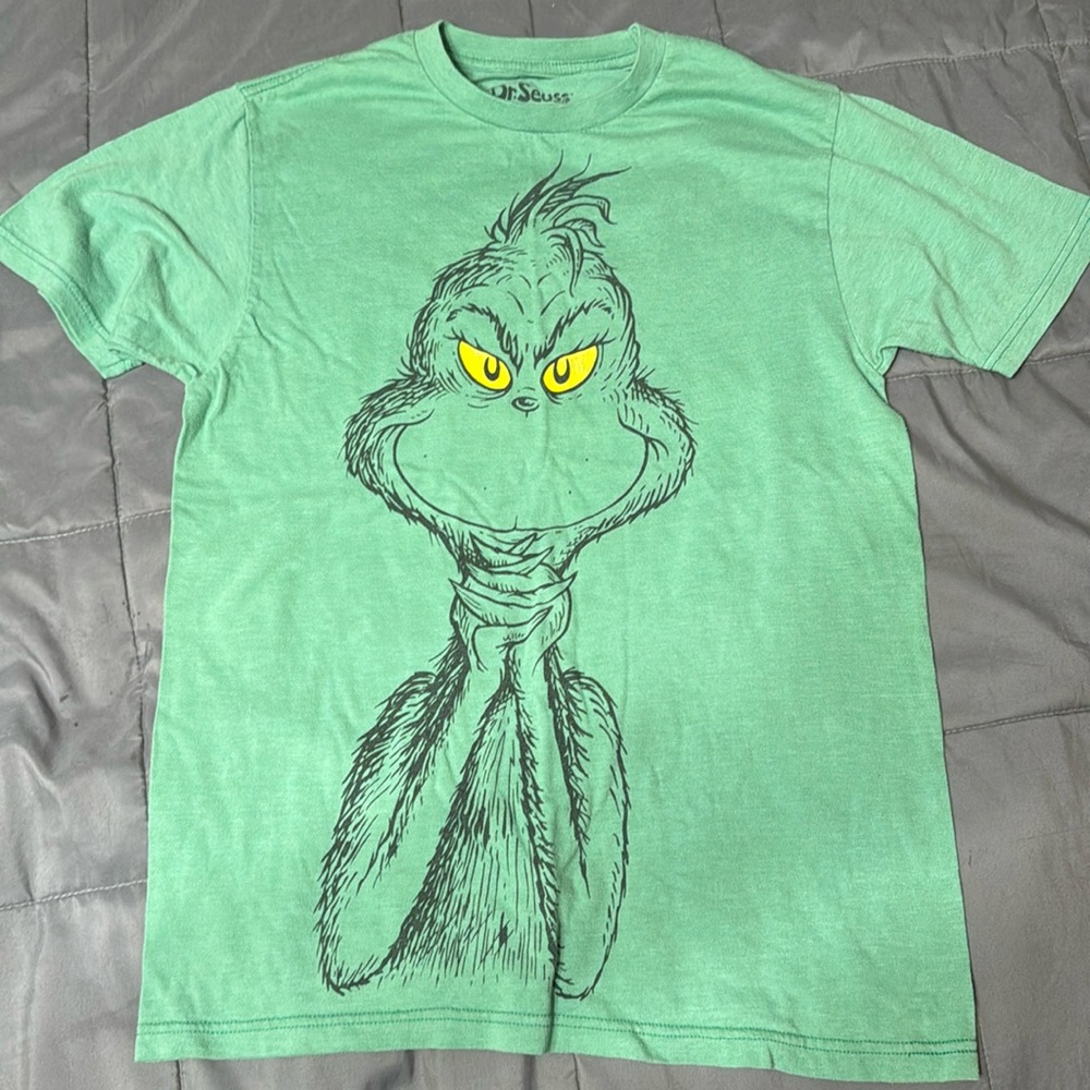 Grinch shirt. Short sleeve. Good condition.